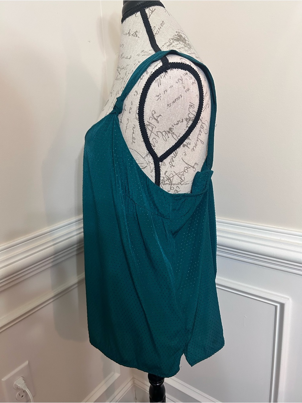 Old Navy Teal Textured Tank Top - Picture 4 of 6